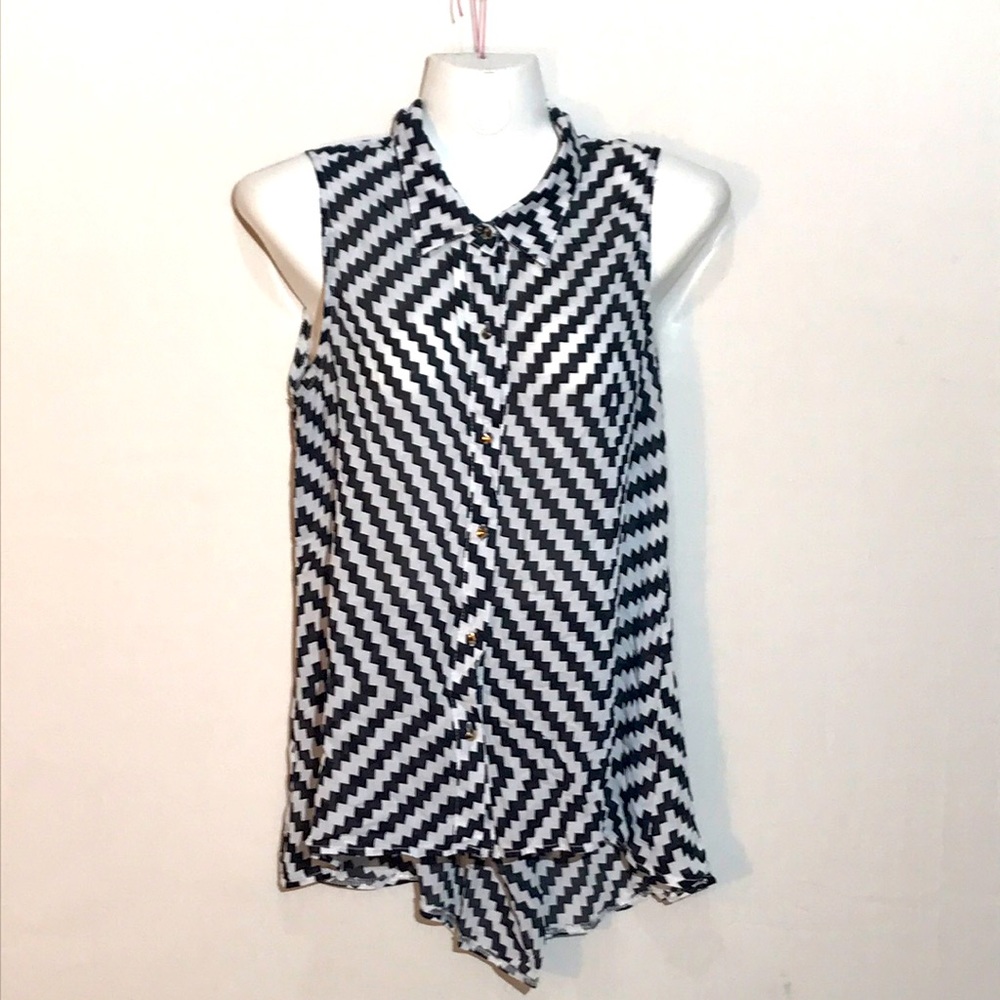 Sleeveless 100% Polyester Woman’s Shirt Sans Souci